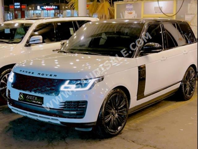 2015 لاند روفر رينج روفر فوج ان اي