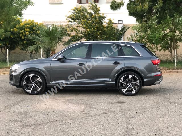 2020 Audi Q7