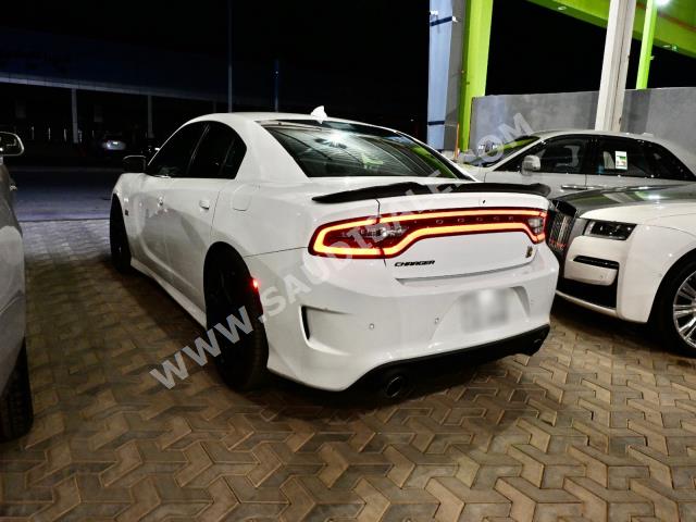 2020 دودج تشارجر اس ار تي