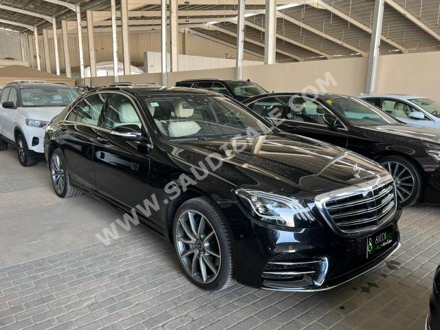 2019 مرسيدس - بنز إس 560