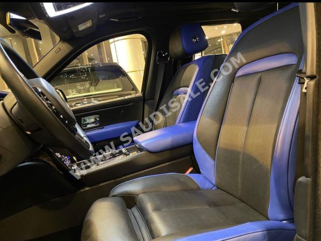 2021 رولز رويس كولينان بلاك بادج