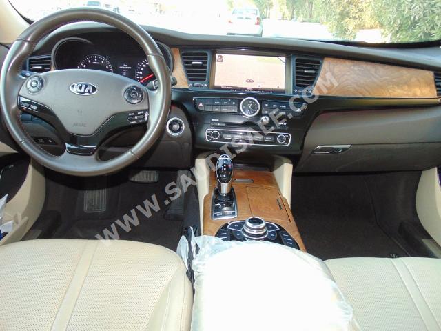 2014 Kia Quoris