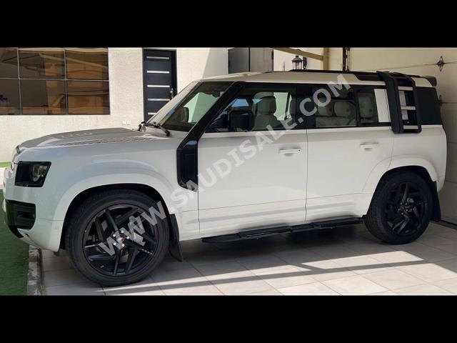 2020 لاند روفر ديفيندر اتش اس اي