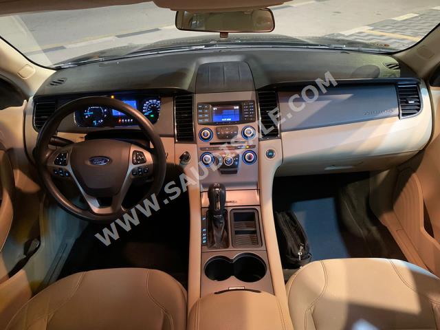 2015 فورد توروس