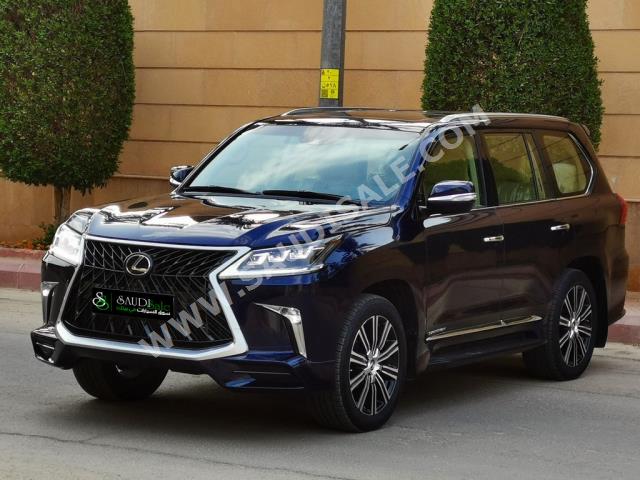 2017 Lexus LX 570 S