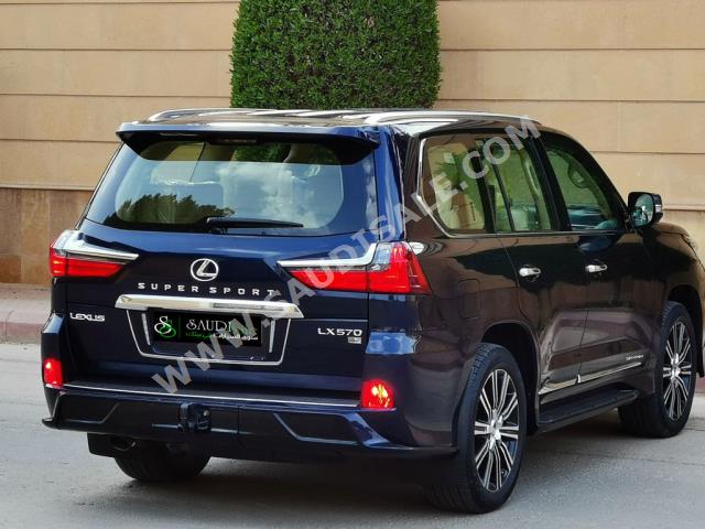 2017 Lexus LX 570 S