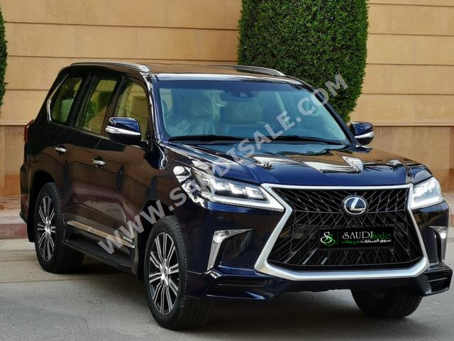 2017 Lexus LX 570 S