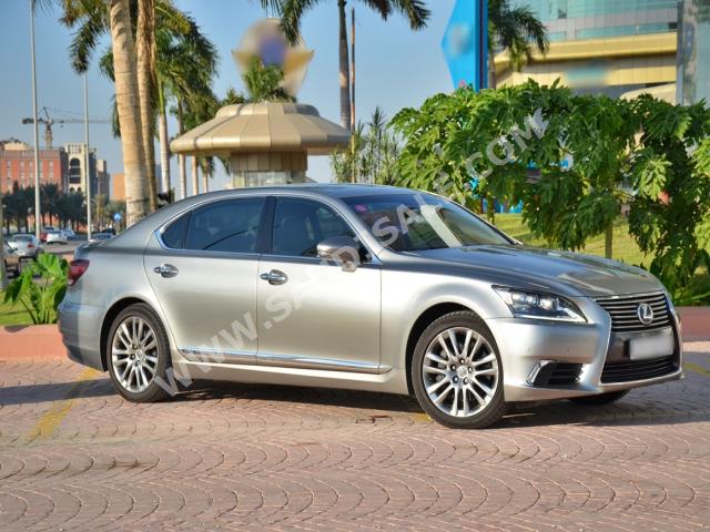 2015 Lexus LS 600h L