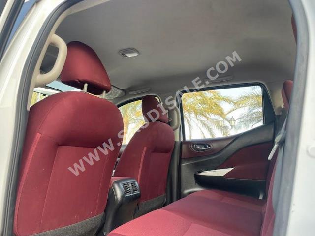 2019 نيسان نافارا