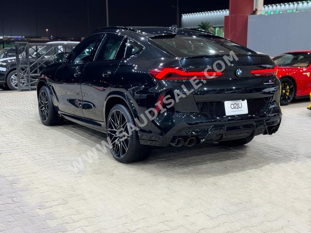2021 بي ام دبليو الفئة اكس 6 إم كومبيتيشن