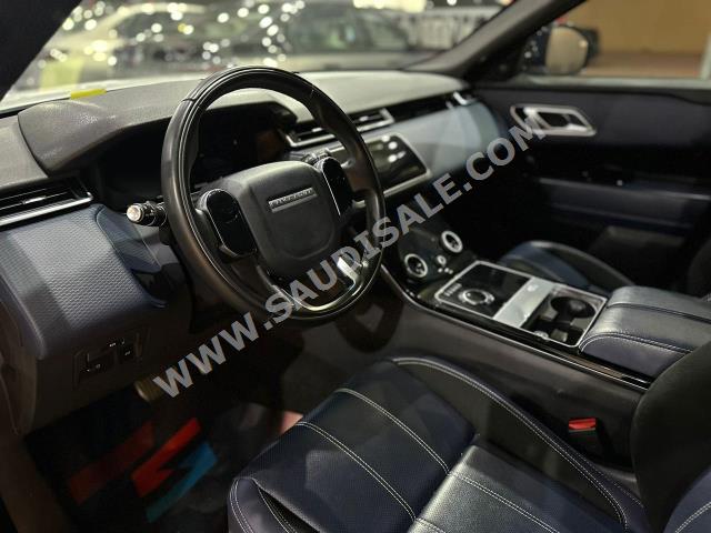 2020 لاند روفر رينج روفر فيلار أر - دايناميك