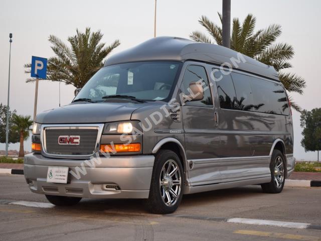 2013 جي ام سي سفانا