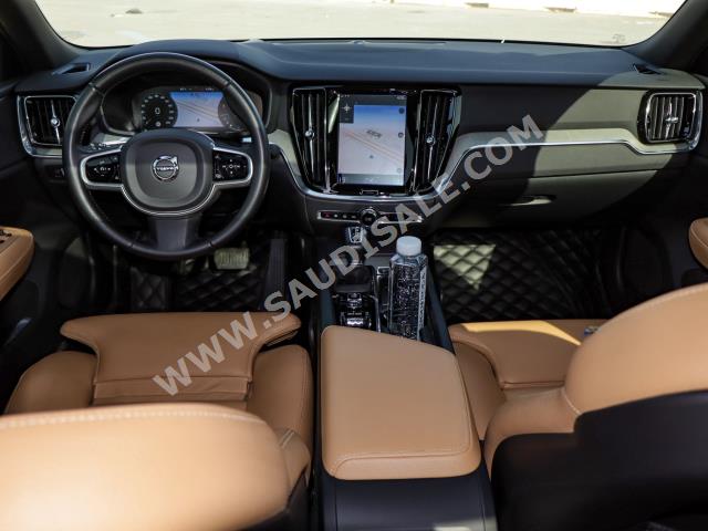 2020 فولفو اس60