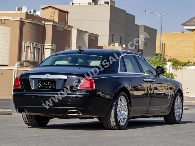 2011 رولز رويس قوست