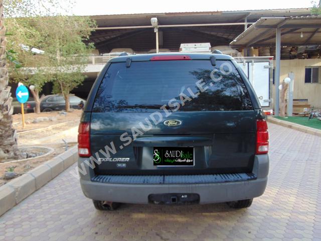 2002 Ford Explorer