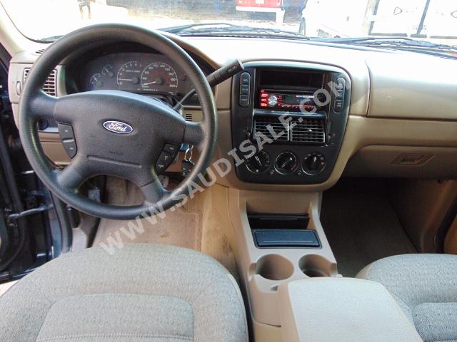 2002 Ford Explorer