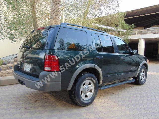 2002 Ford Explorer