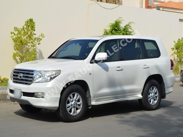 2009 تويوتا لاند كروزر في اكس ار