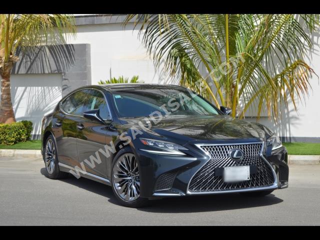 2018 لكزس إل إس 350
