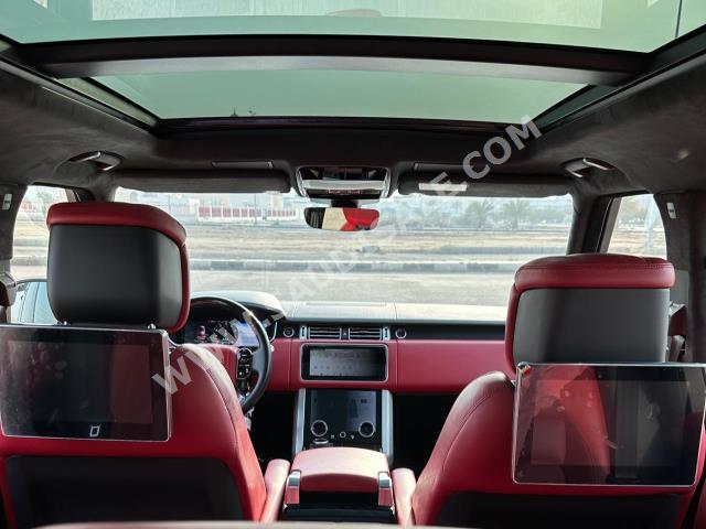 2021 لاند روفر رينج روفر فوج اس اي