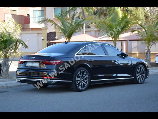 2019 اودي اي 8 ال