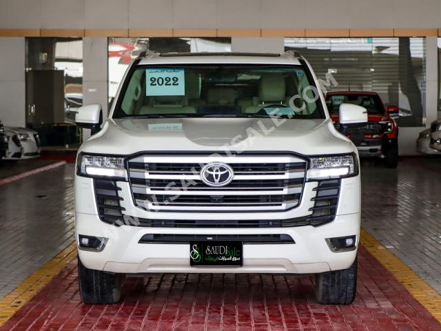 2022 تويوتا لاند كروزر جي اكس ار4