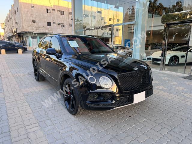 2018 بنتلي بنتايجا