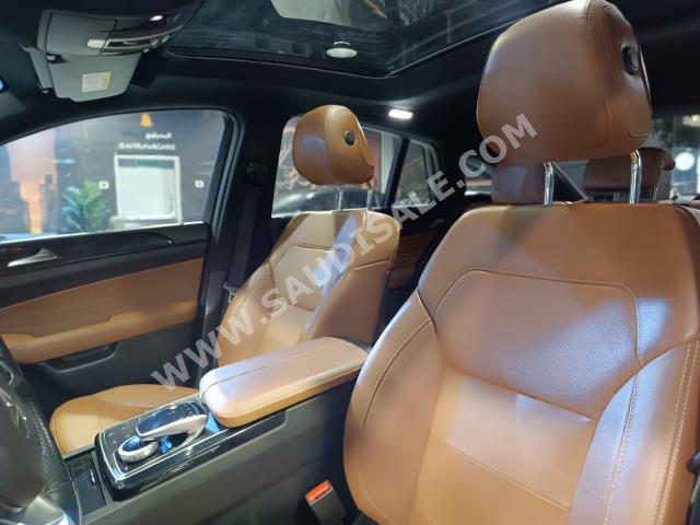 2019 مرسيدس - بنز جي إل إي 43 أي إم جي