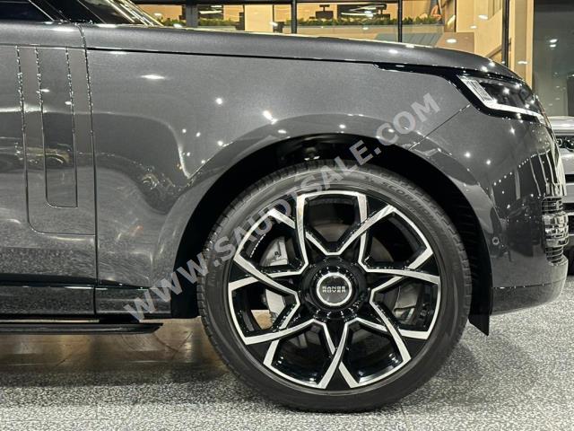 2023 لاند روفر رينج روفر اتش اس اي