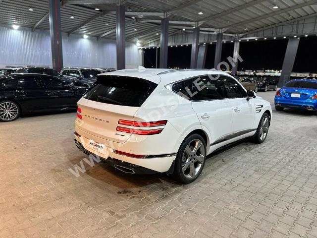 2021 جينيسيس جي في 80