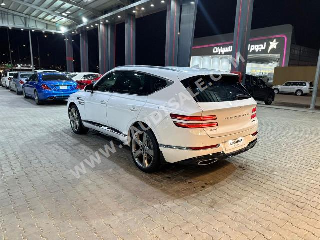 2021 جينيسيس جي في 80