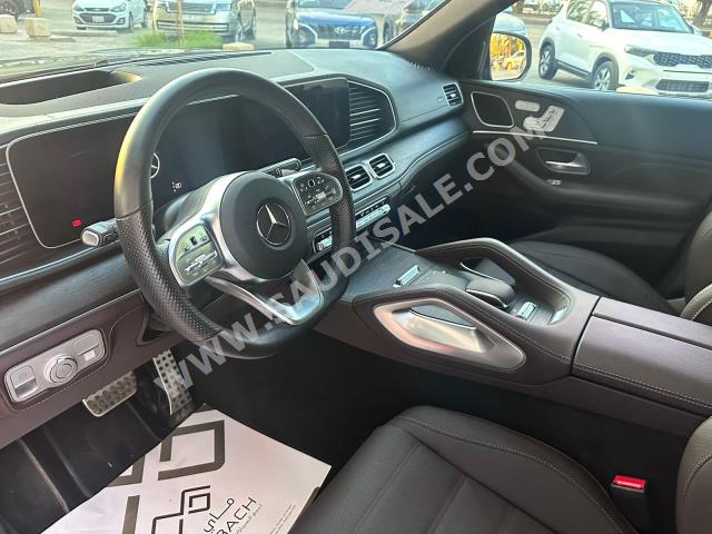 2022 مرسيدس - بنز جي إل إس 450