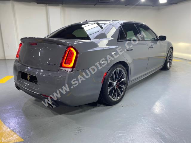 2018 Chrysler 300 SRT