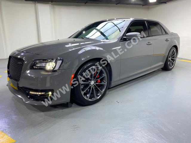 2018 Chrysler 300 SRT