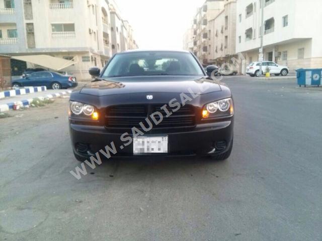 2010 دودج تشارجر بوليسي