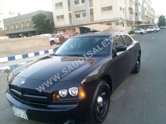 2010 دودج تشارجر بوليسي