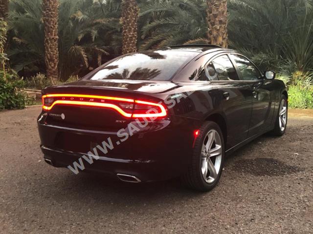 2018 Dodge Charger SXT
