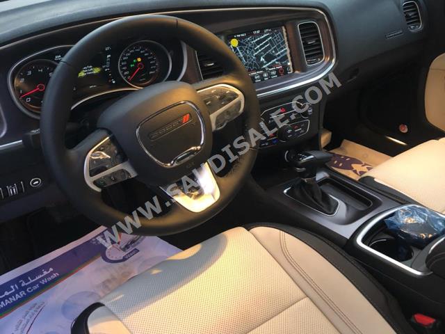 2018 Dodge Charger SXT