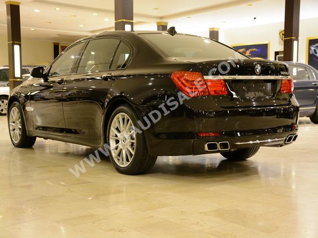 2010 BMW 7 Series 730Li Individual