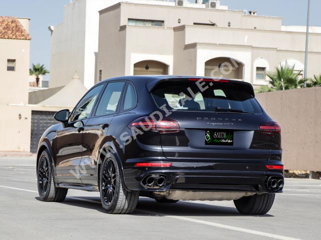 2016 بورش كايين جي تي اس