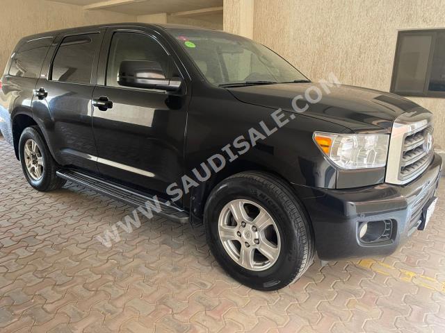 2011 تويوتا سكويا