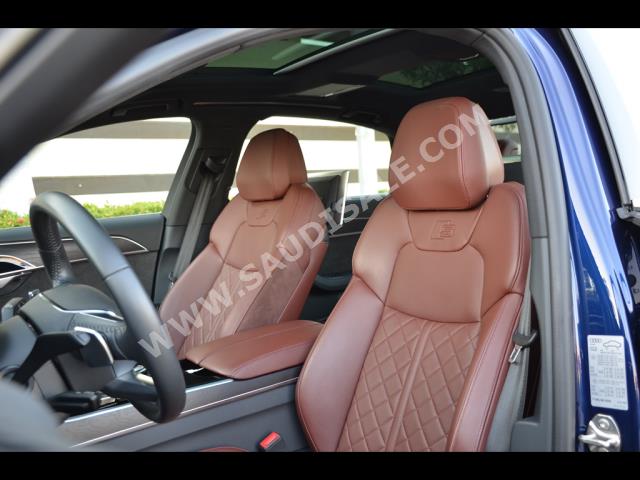 2020 اودي اي 8 ال اس لاين