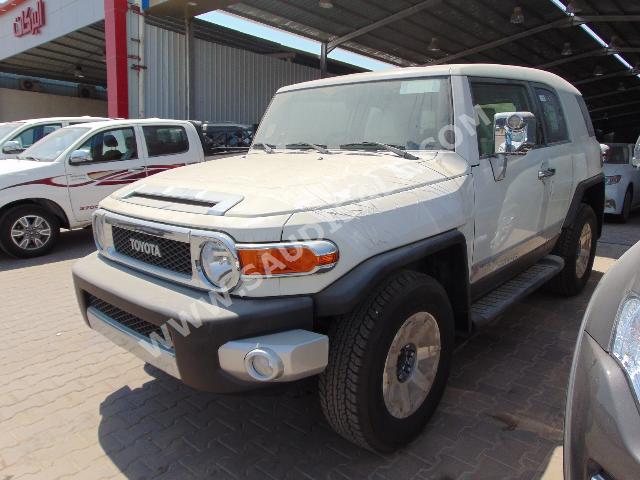 2015 Toyota FJ Cruiser 2