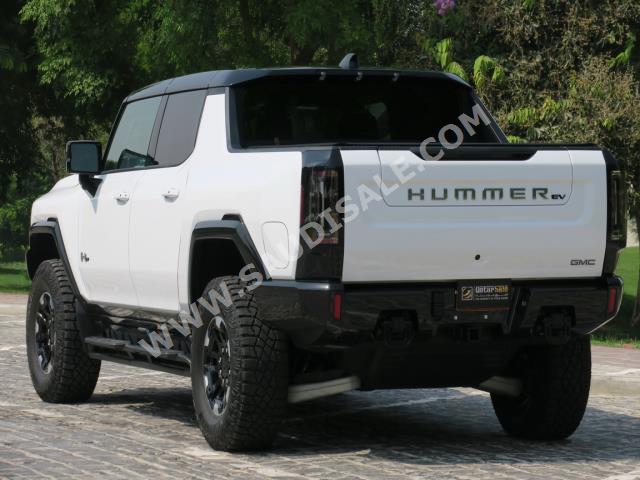 2022 جي ام سي همر اتش اي في