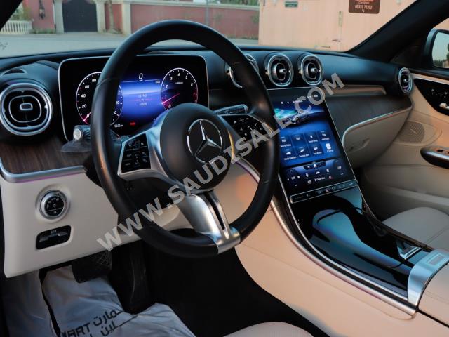 2022 مرسيدس - بنز سي 300