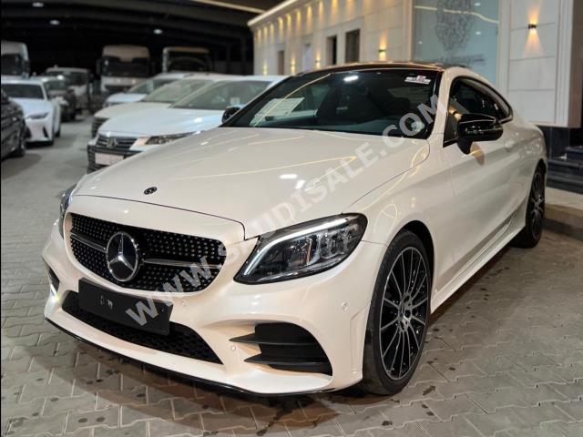 2021 مرسيدس - بنز سي 200 أي إم جي كوبيه