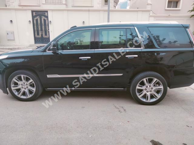 2016 كاديلاك اسكاليد