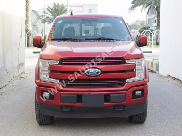 2020 فورد اف 150 لاريات