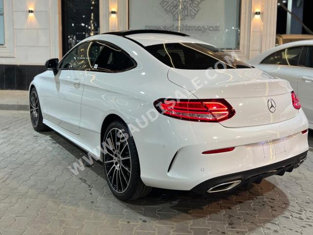 2022 مرسيدس - بنز سي 200 أي إم جي كوبيه