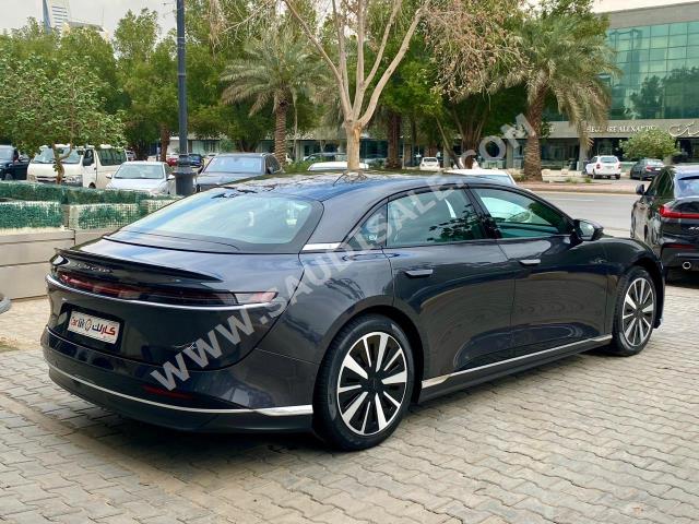 2024 لوسيد اير بيور